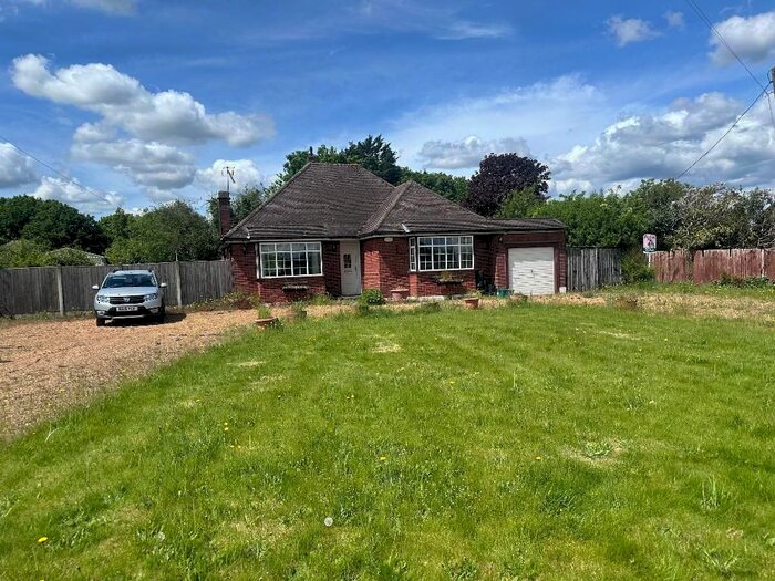 2 Bedroom Bungalow For Sale In Cudham Lane North, Cudham, Sevenoaks, Kent, TN14