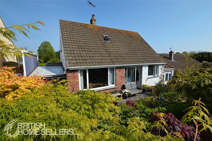 4 Bedroom Bungalow For Sale In Upton Hill Road, Brixham, Devon, TQ5