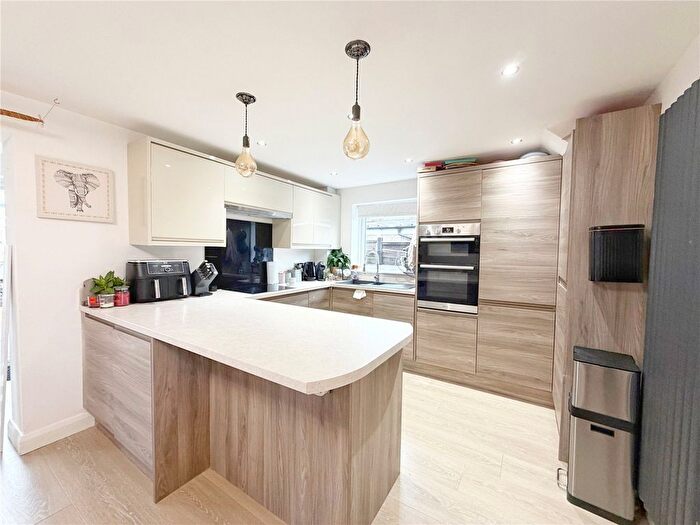 3 Bedroom Detached House For Sale In Boarshaw Road, Middleton, Manchester, M24