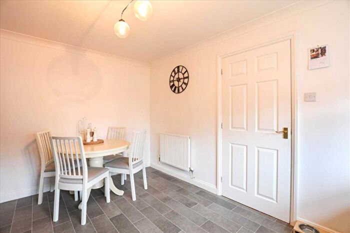 3 Bedroom End Of Terrace House For Sale In Finedon Street, Burton Latimer, NN15