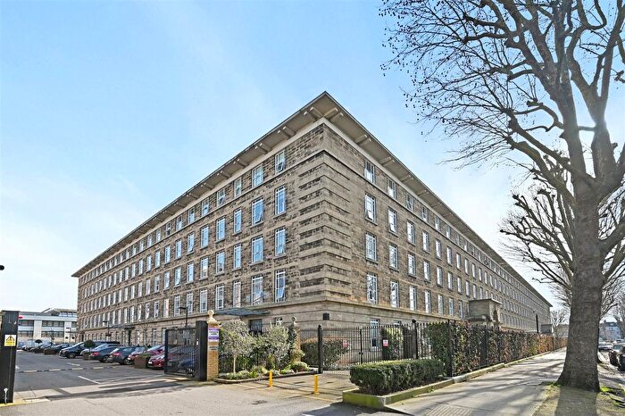 2 Bedroom Flat For Sale In Bromyard House, Bromyard Avenue, London, W3