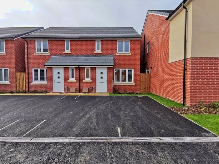 3 Bedroom Property To Rent In Augusta Drive, Bridgwater, TA6