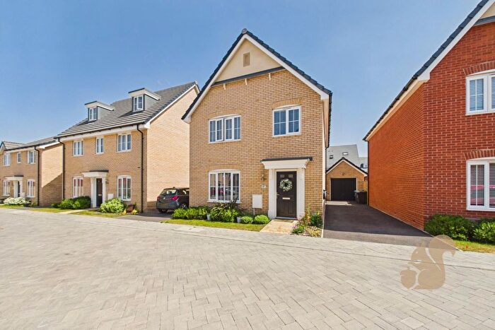 4 Bedroom Detached House For Sale In Rawlinson Crescent, Bury St. Edmunds, IP32