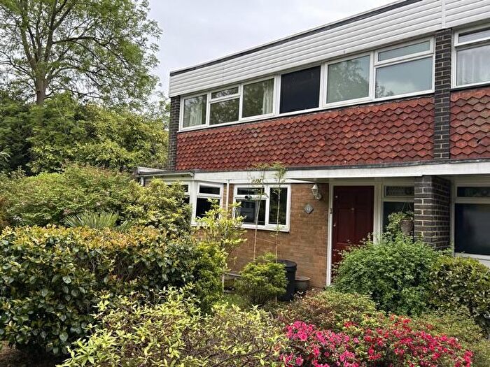 3 Bedroom Terraced House To Rent In Lakeside, Edgehill Road, London, W13