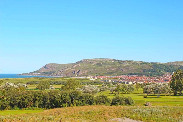 4 Bedroom Detached House For Sale In Maesdu Avenue, Llandudno, Conwy (County Of), LL30