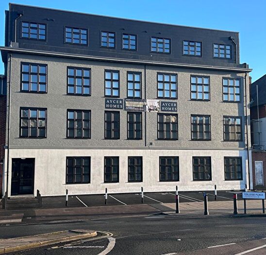 1 Bedroom Flat To Rent In |Ref: |, Chiltern House, College Place, Southampton, SO15