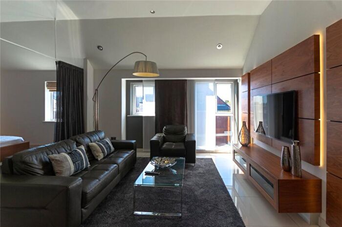1 Bedroom Flat To Rent In Victoria Apartments, Heaton Park View, Newcastle Upon Tyne, NE6