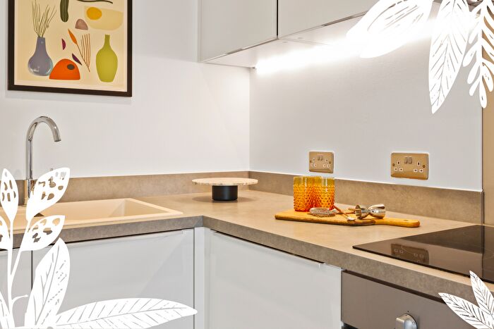 2 Bedroom Flat To Rent In The Kell, Gillingham Gate Road, Gillingham, ME4