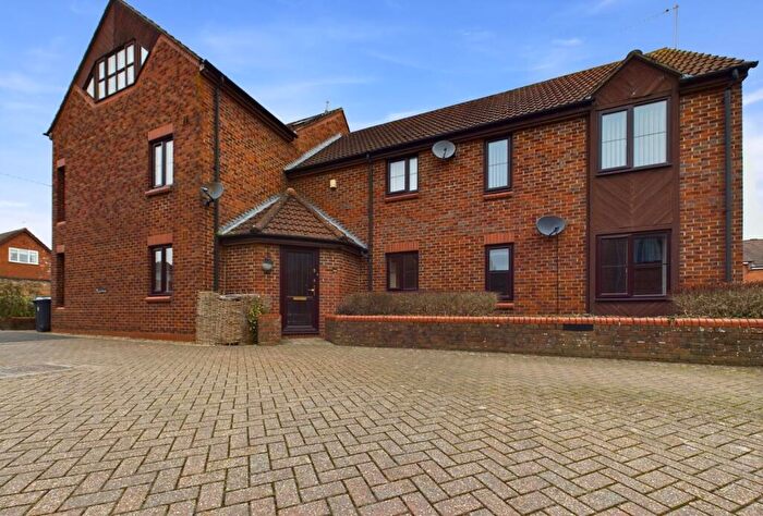 2 Bedroom Apartment To Rent In Alastair Court, Trowbridge, BA14