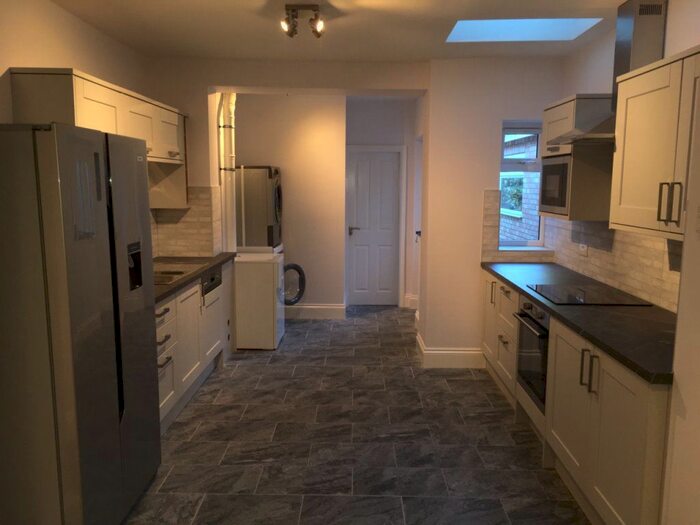 6 Bedroom Property To Rent In Luton Road, Bournbrook, Birmingham, B29