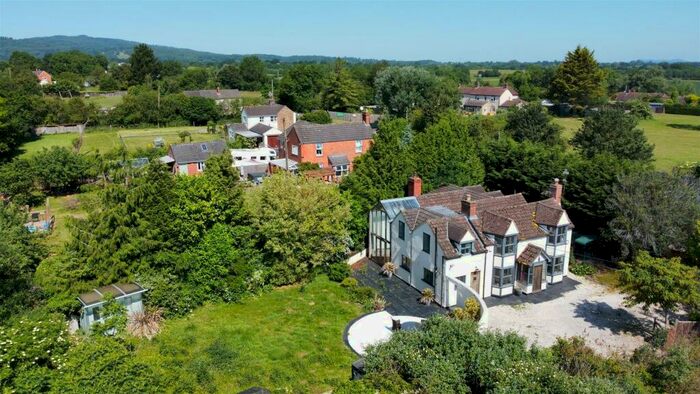 4 Bedroom Detached House For Sale In Birdwood, GL19