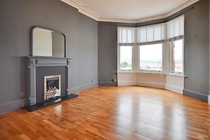 2 Bedroom Flat To Rent In Newton Street, Inverclyde, Greenock, PA16