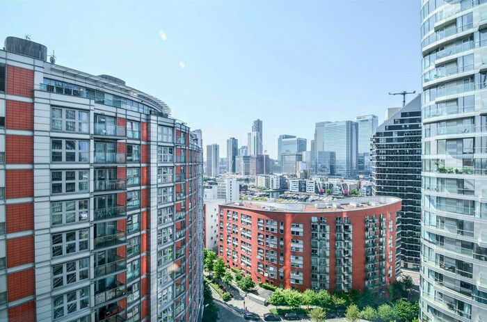 Studio To Rent In Ontario Tower, Fairmont Avenue, London, E14