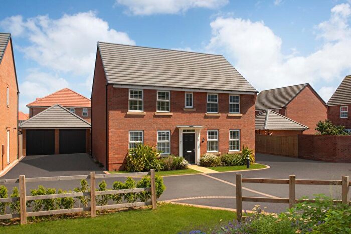 4 Bedroom Detached House For Sale In Beck Lane, Sutton In Ashfield, Nottinghamshire, NG17