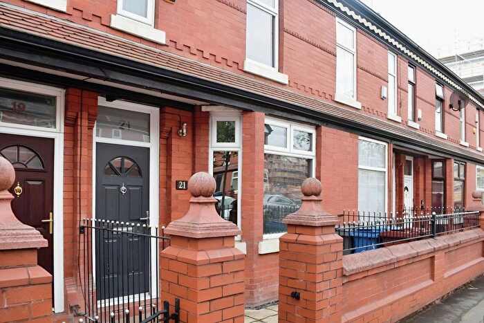 3 Bedroom Terraced House To Rent In Elmswood Avenue, Rusholme, M14