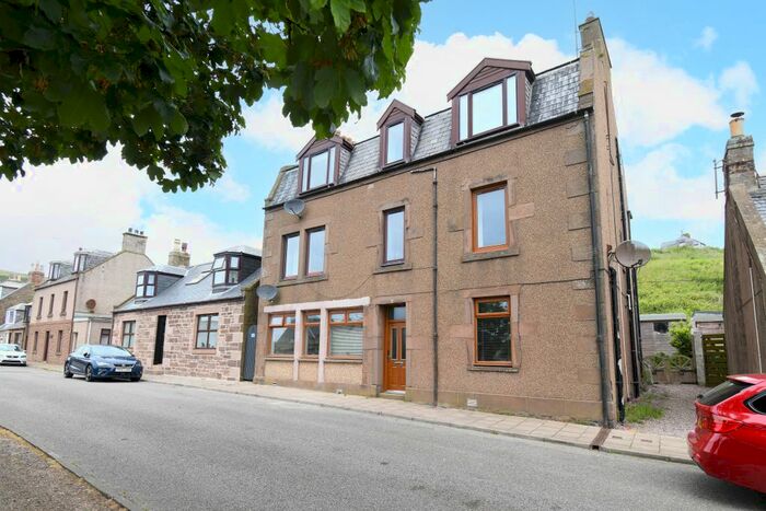 3 Bedroom Flat For Sale In Queen Street, Gourdon, Montrose, DD10