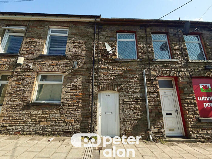 2 Bedroom House To Rent In Waunrhydd Road, Tonyrefail, CF39
