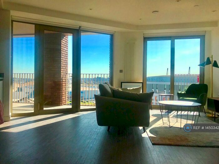 1 Bedroom Flat To Rent In Western Gateway, London, E16