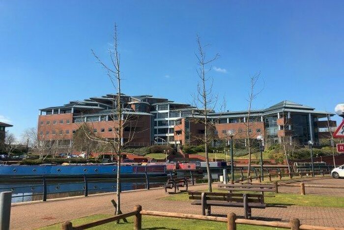 1 Bedroom Flat To Rent In Waterfront West, Brierley Hill, DY5