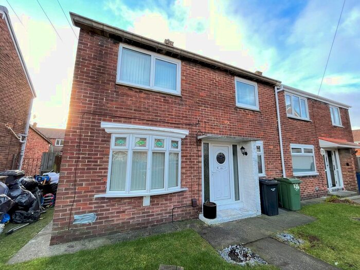 3 Bedroom Semi-Detached House To Rent In Reynolds Avenue, South Shields NE34