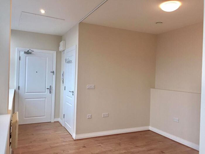 1 Bedroom Apartment To Rent In Station Road, Chesham, HP5