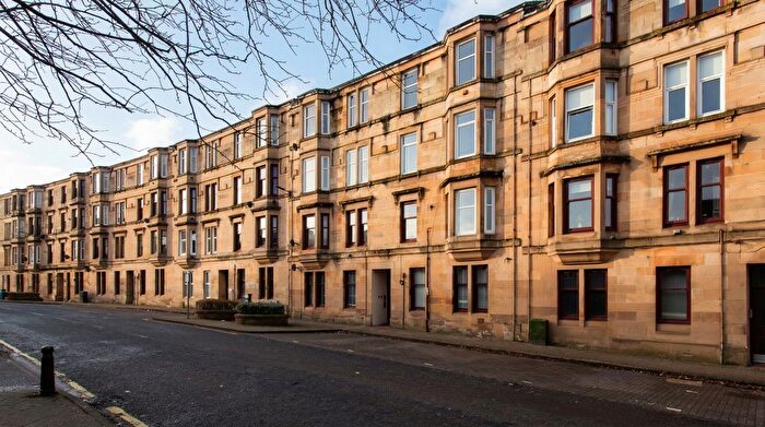1 Bedroom Flat For Sale In / Mckerrell Street, Paisley, PA1