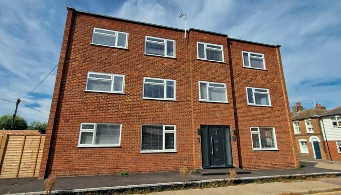 2 Bedroom Apartment To Rent In Flat, Marsh House, St. Peters Road, Whitstable, CT5