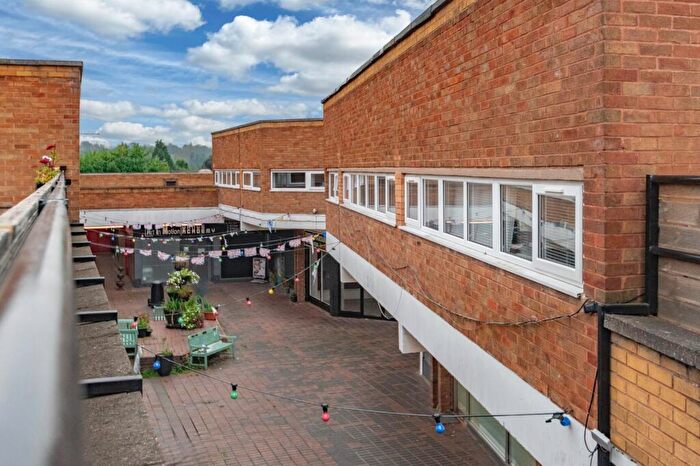 1 Bedroom Apartment To Rent In High Street, Cradley Heath, West Midlands, B64