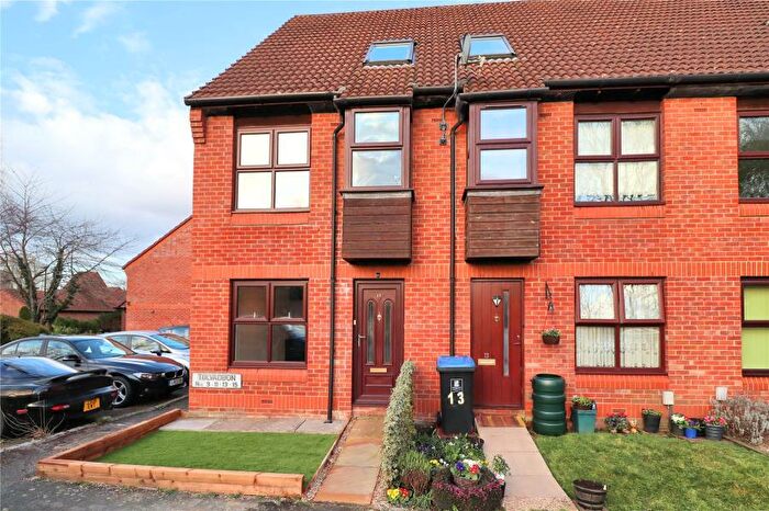 1 Bedroom Flat To Rent In Woking, GU21