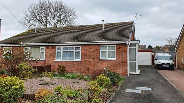 2 Bedroom Semi-Detached Bungalow To Rent In Milton Close, Mickleover, DE3