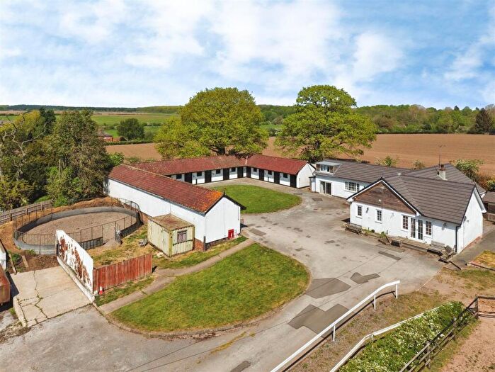 5 Bedroom Detached House For Sale In Carburton, Worksop, S80