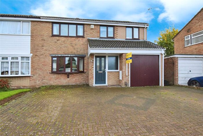 5 Bedroom Semi-Detached House For Sale In Torrington Close, Wigston, Leicestershire, LE18