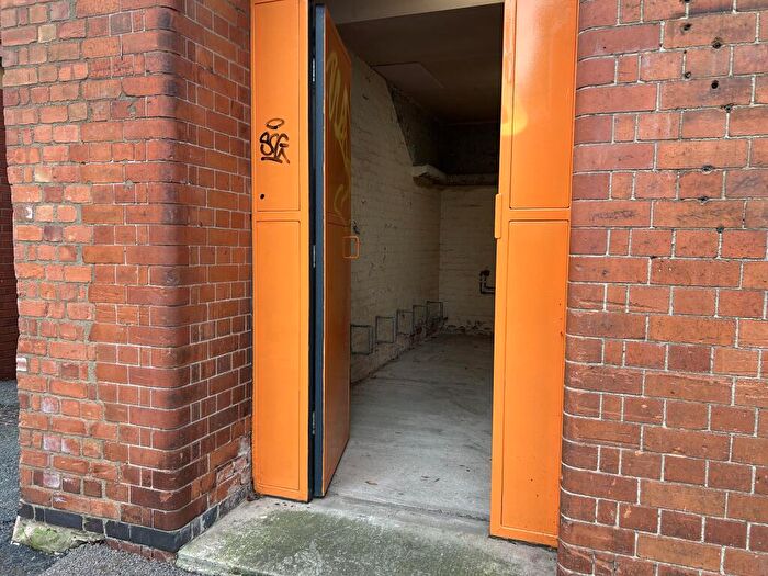 6 Bedroom Flat To Rent In Lower Brown Street, , Leicester, LE1