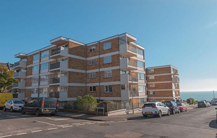2 Bedroom Flat To Rent In North Gateway Court, Truro Road, Ramsgate, Kent, CT11