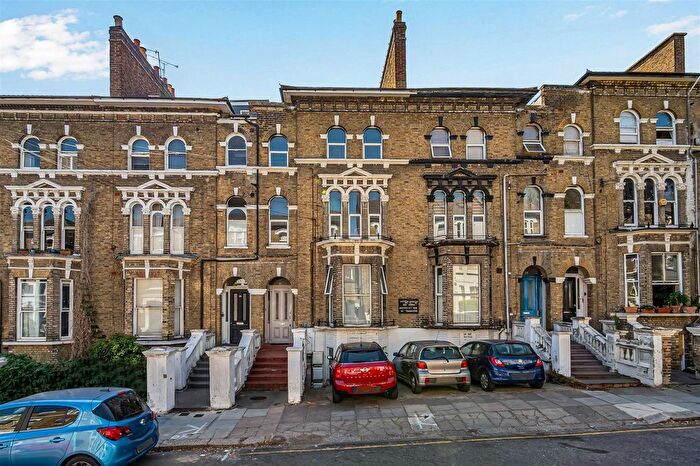 7 Bedroom Terraced House For Sale In Alfred Road, London, W3