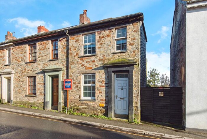 2 Bedroom End Of Terrace House For Sale In Barn Street, Liskeard, Cornwall, PL14