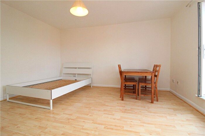Studio To Rent In Abbeyfields Close, Ealing, NW10