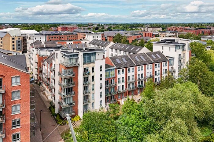 1 Bedroom Flat For Sale In Adventurers Court, Hungate, York, YO1