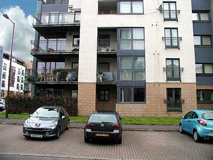 2 Bedroom Flat To Rent In East Pilton Farm Avenue, Pilton, Edinburgh, EH5