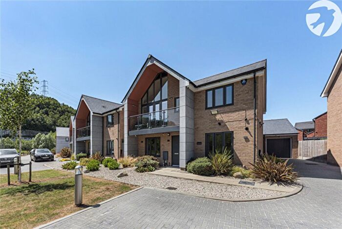 4 Bedroom Detached House For Sale In Farmer Close, Castle Hill, Ebbsfleet Garden City, Kent, DA10