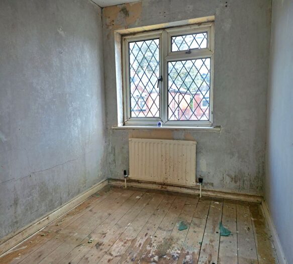 3 Bedroom End Of Terrace House For Sale In Bedford Avenue, Southampton, SO19