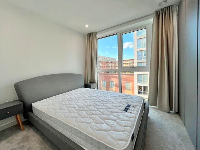 1 Bedroom Flat To Rent In Coster Avenue, London, N4