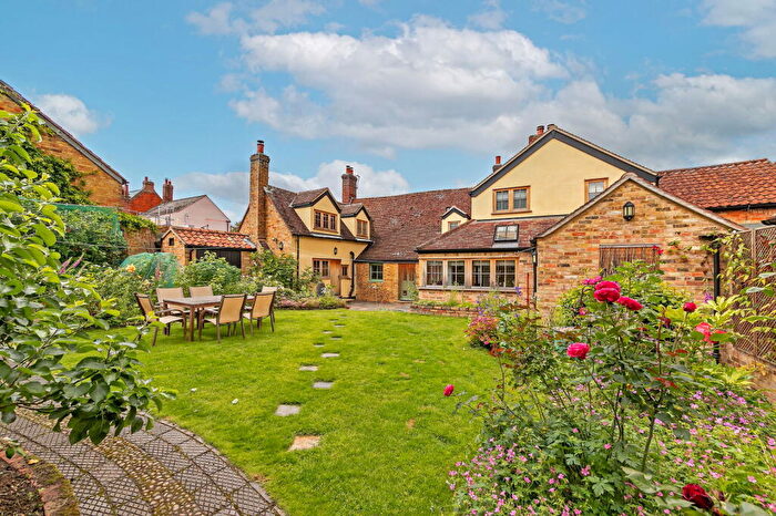 4 Bedroom Country House For Sale In Church Street, Gamlingay, Sandy, Bedfordshire, SG19