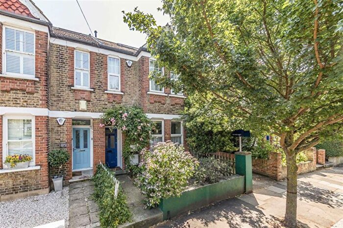 1 Bedroom Flat To Rent In North Road, Kew, Richmond, TW9