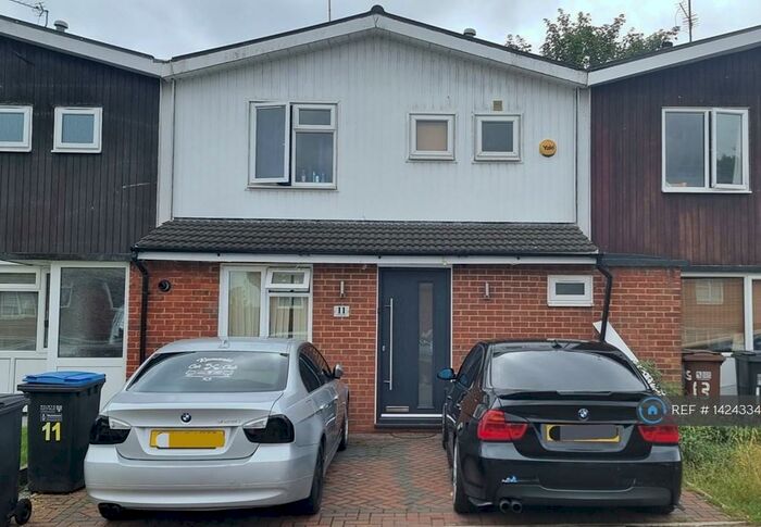 3 Bedroom Terraced House To Rent In Holliers Way, Hatfield, AL10