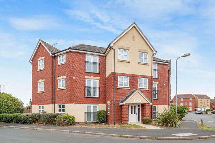 2 Bedroom Apartment For Sale In Claypitts Boulevard, Warwick, CV34
