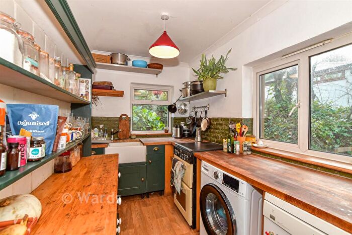 3 Bedroom Detached Bungalow For Sale In Canterbury Road, Hawkinge, Folkestone, Kent, CT18