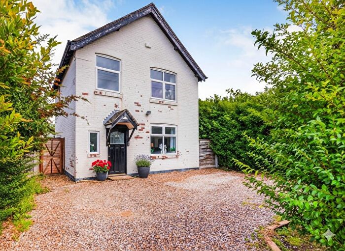 3 Bedroom Detached House For Sale In Dean Row Road, Wilmslow, Cheshire, SK9