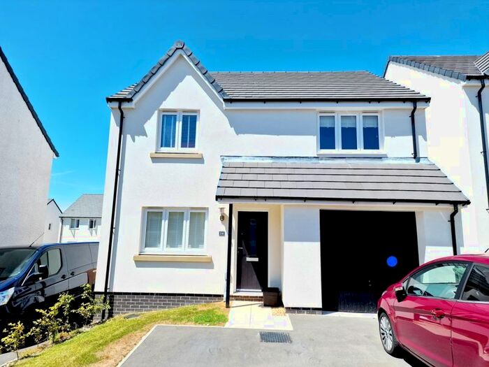 4 Bedroom Detached House To Rent In Trenant Gardens, Wadebridge, PL27