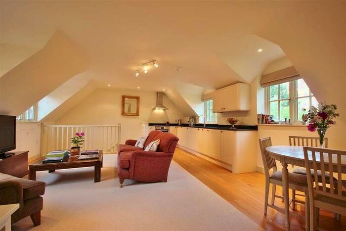 1 Bedroom Flat To Rent In Fawler, Wantage, OX12